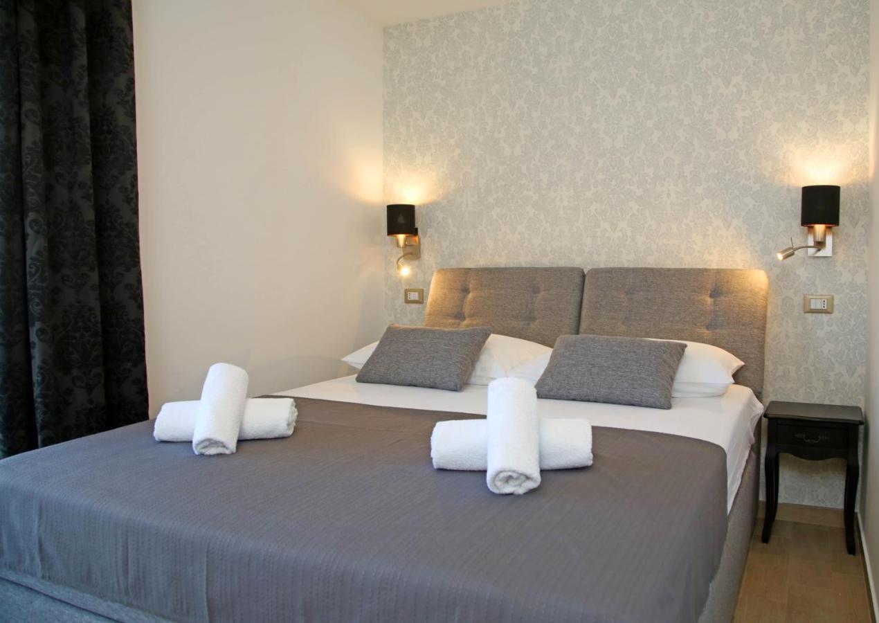 Apartment Tonka Sibenik Luaran gambar