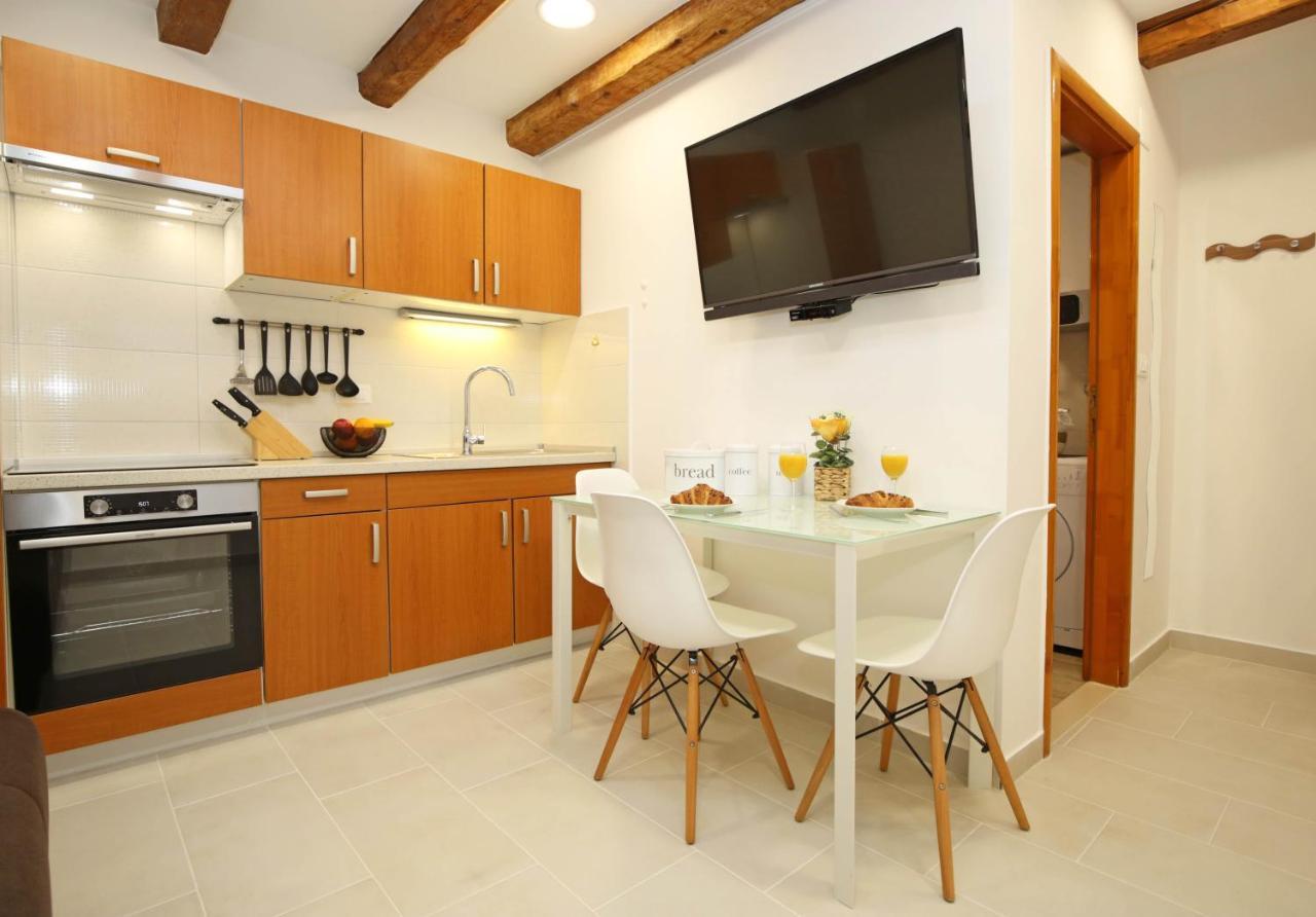 Apartment Tonka Sibenik Luaran gambar
